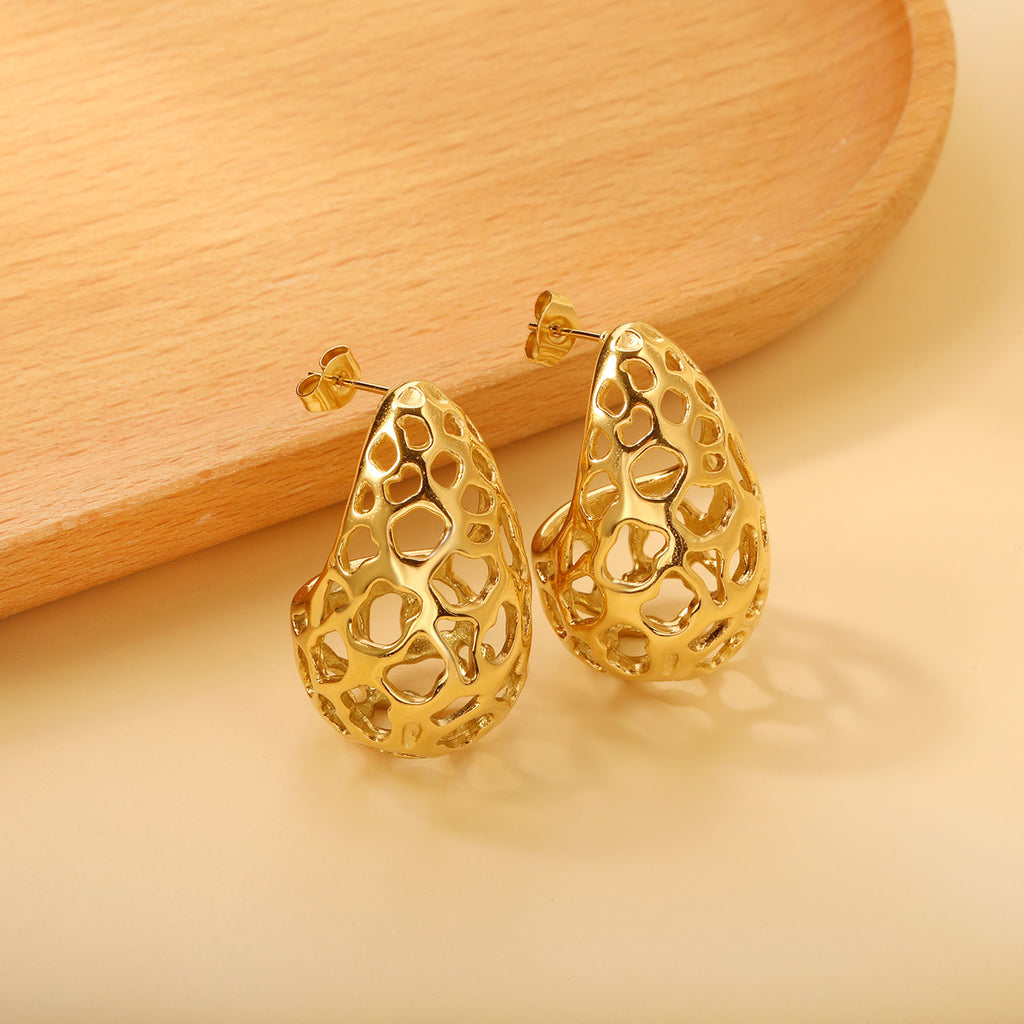 Cutout Teardrop Earrings