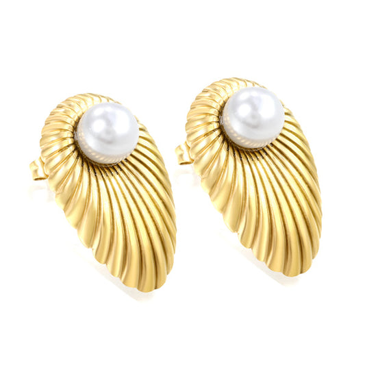 Oval Leaf Pearl Stud Earrings