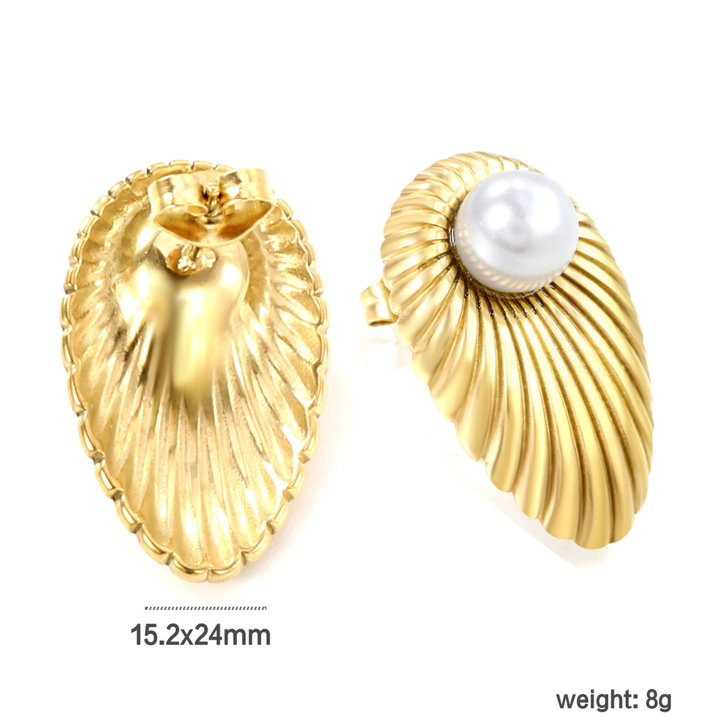 Oval Leaf Pearl Stud Earrings