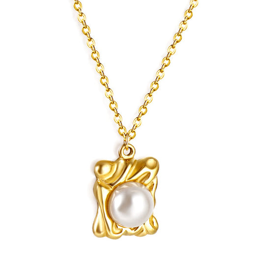 Pearl Elegance Pendant Necklace