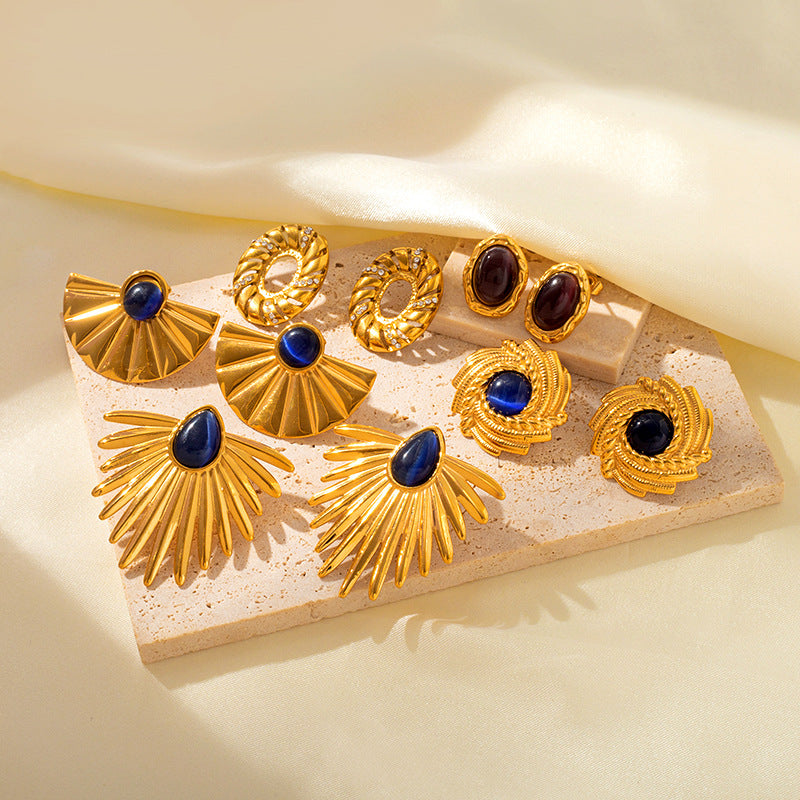 Radiant Scalloped Stud Earrings