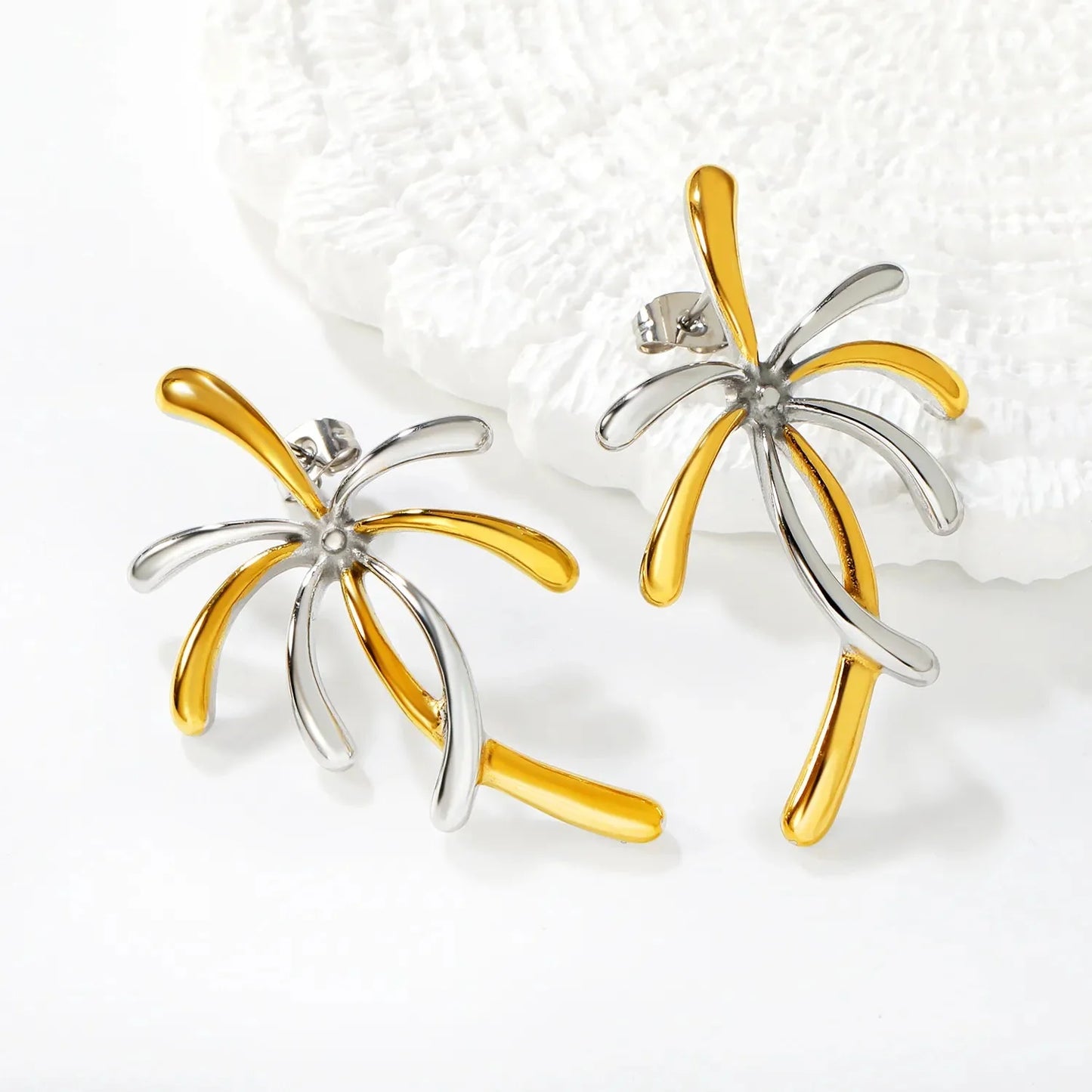 29mm*47mm Two-Tone Firework Design Stud Earrings with Gold Accents Minimalist Modern Casual Wear Earrings for Women